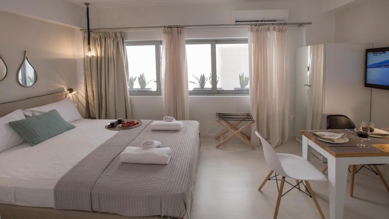 Ermou Stylish Suites By Ghh Atény Exteriér fotografie