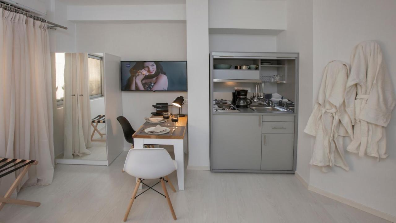 Ermou Stylish Suites By Ghh Atény Exteriér fotografie