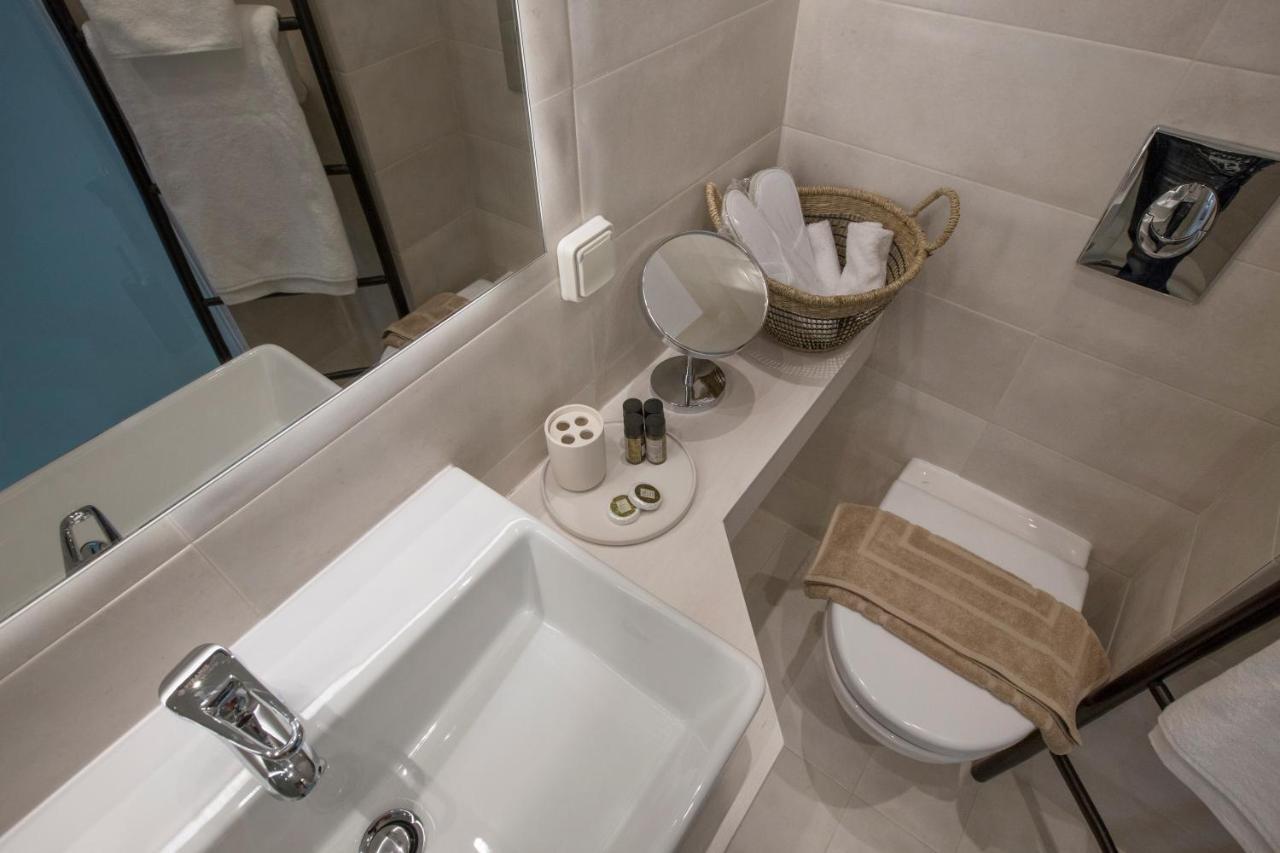 Ermou Stylish Suites By Ghh Atény Exteriér fotografie